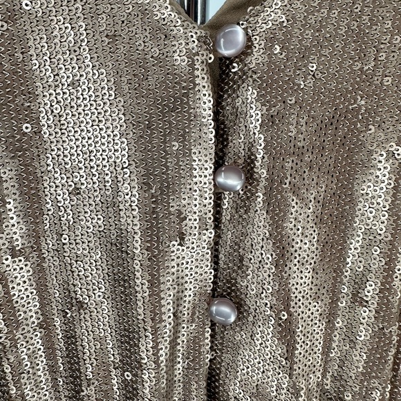 Dress the Population Gold Sequin Cameron Midi Dress size Small V Neck Sleeveless - Picture 7 of 11